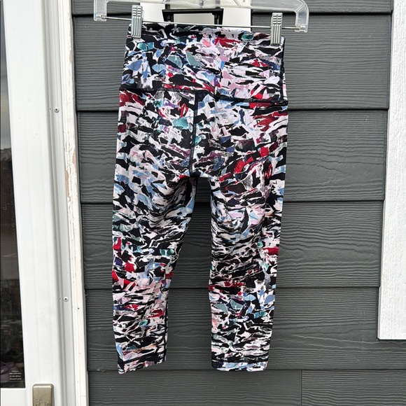 Lululemon Colorful Abstract Print Leggings - Picture 3 of 4